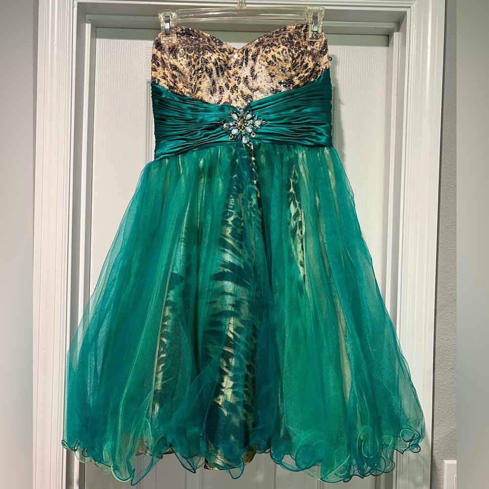 Juliet Fashion Milex Dress: Teal, Gold, Cheetah Print. Medium. Like New.